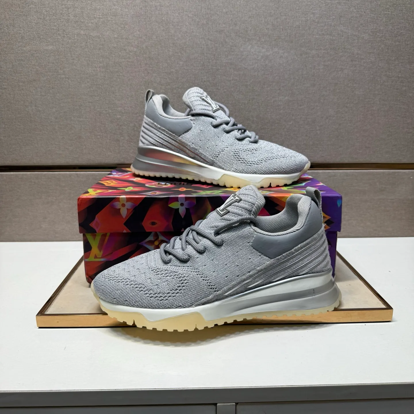 ⬛️Men's shoes 💰p480 [LV～] Men's casual shoes 2025z cabinet sales simultaneously 🔶Size: 38-44 #️⃣ 🔷4 colors🔜The upper is made of multi-material splicing➕Mesh lining, comfortable and breathable, sole: original comfortable and wear-resistant outsole, ⚠️real thing📱photographed🎬real thing is better📢📢📢